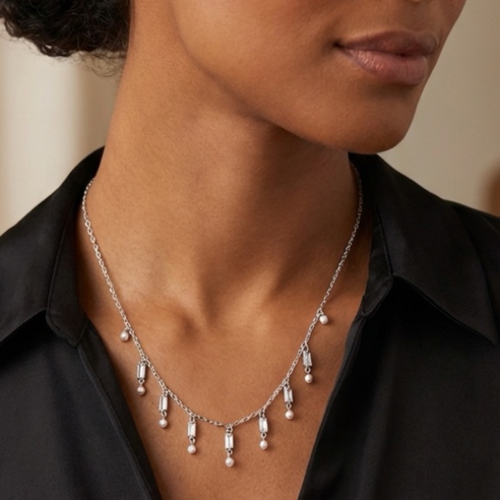Baguette and Simulated Pearls Shaky Necklace